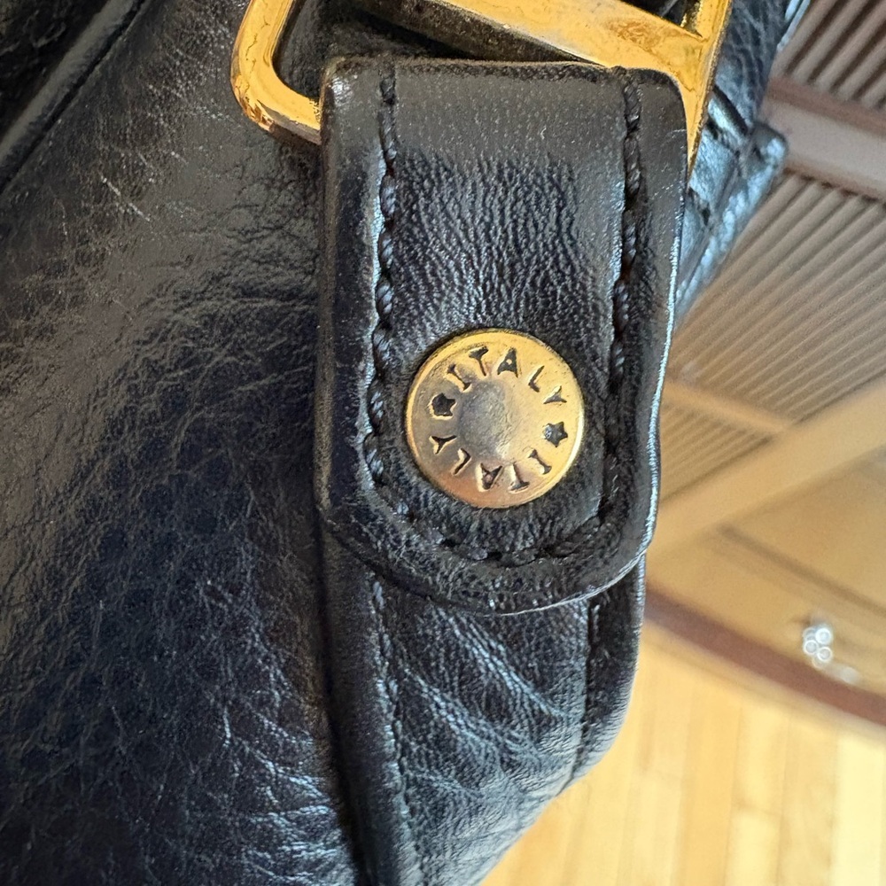 Gorgeous Black Leather Crossbody Bag, Vintage - Picture 9 of 13
